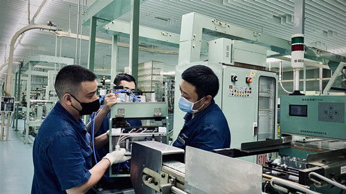 成都卷煙廠卷包車間啟動停產(chǎn)技改，助力產(chǎn)業(yè)升級與綠色發(fā)展